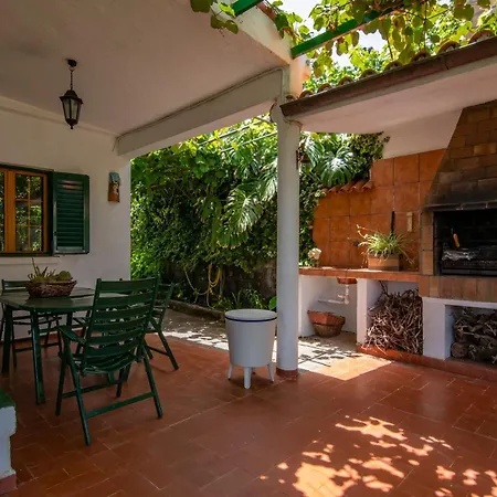 Holiday home On A Fruit Farm In La Lechuza Vega de San Mateo